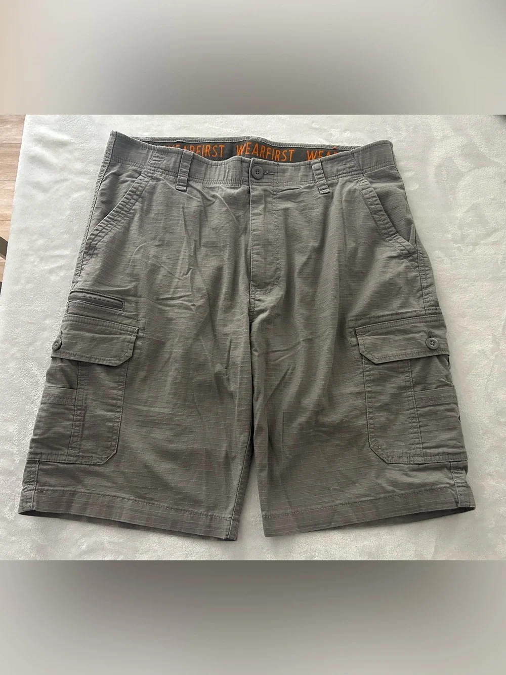 Wearfirst Men's Size 36 Gray Cargo Utility Stretch Waist Shorts